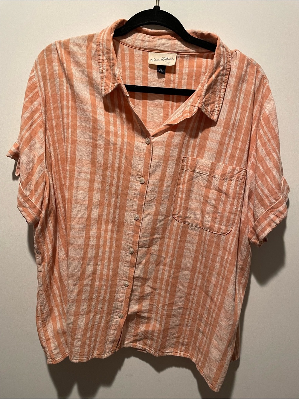 Universal Thread Peach & White Striped Short-Sleeve Button-Down